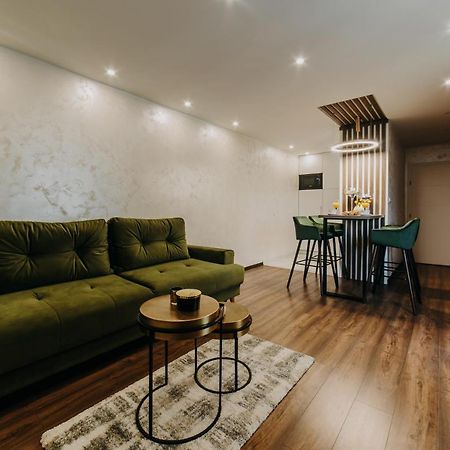 Apartman Stari Toranj วูโควาร์ ภายนอก รูปภาพ