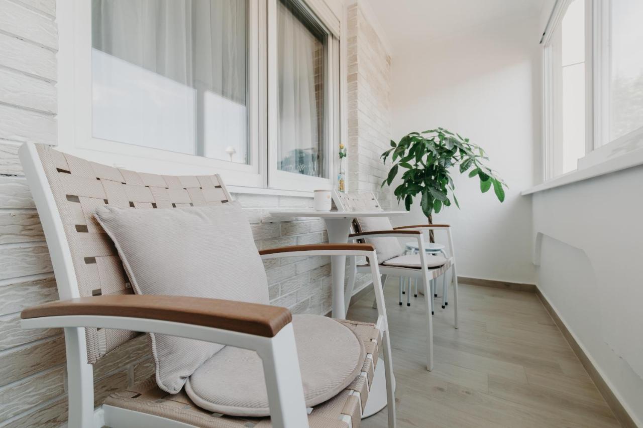 Apartman Stari Toranj วูโควาร์ ภายนอก รูปภาพ